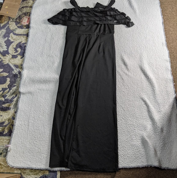 Black jumpsuit - Picture 1 of 3